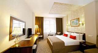 Гостиница Вилла Марина Краснодар Стандартный двухместный номер с 1 кроватью или 2 отдельными кроватями-1